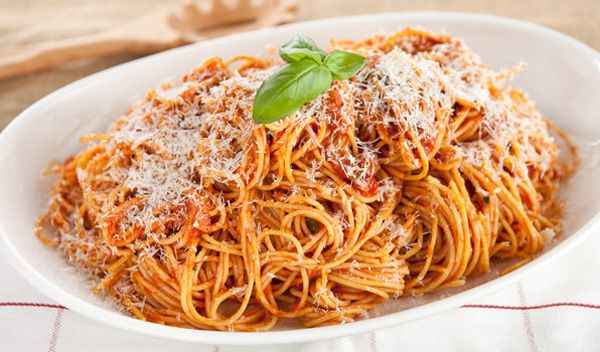 SpaghettiwPancettaTomSauce14-thumb-596x350-257228