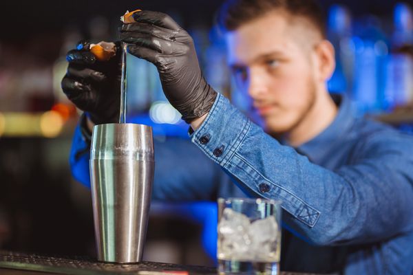 bartender-aspradia-avgo