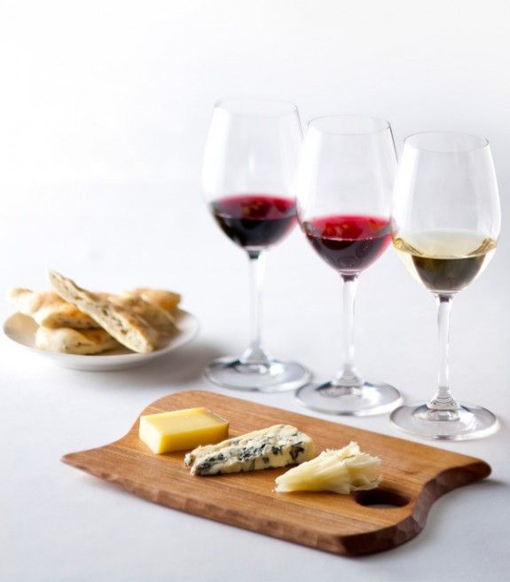 ANOIGMA-Wine-Cheese-