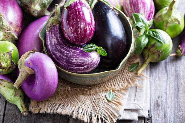 5 φρούτα και λαχανικά που πρέπει να τρως πάντα με τη φλούδα