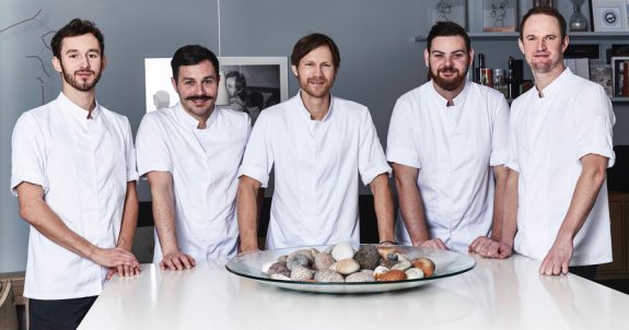 G2GGeranium—(L-R)-Artur-Kazaritski-(sous-chef)-Thanos,-Feskos-(Assistant-Head-Chef)-Rasmus-Kofoed,-Coen-Dieleman-(Sous-Chef)-Ronni-Mortensen-(Development-Chef)-18-(1)