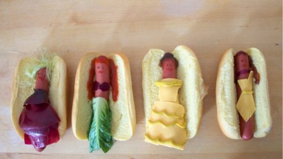 disney-hot-dog