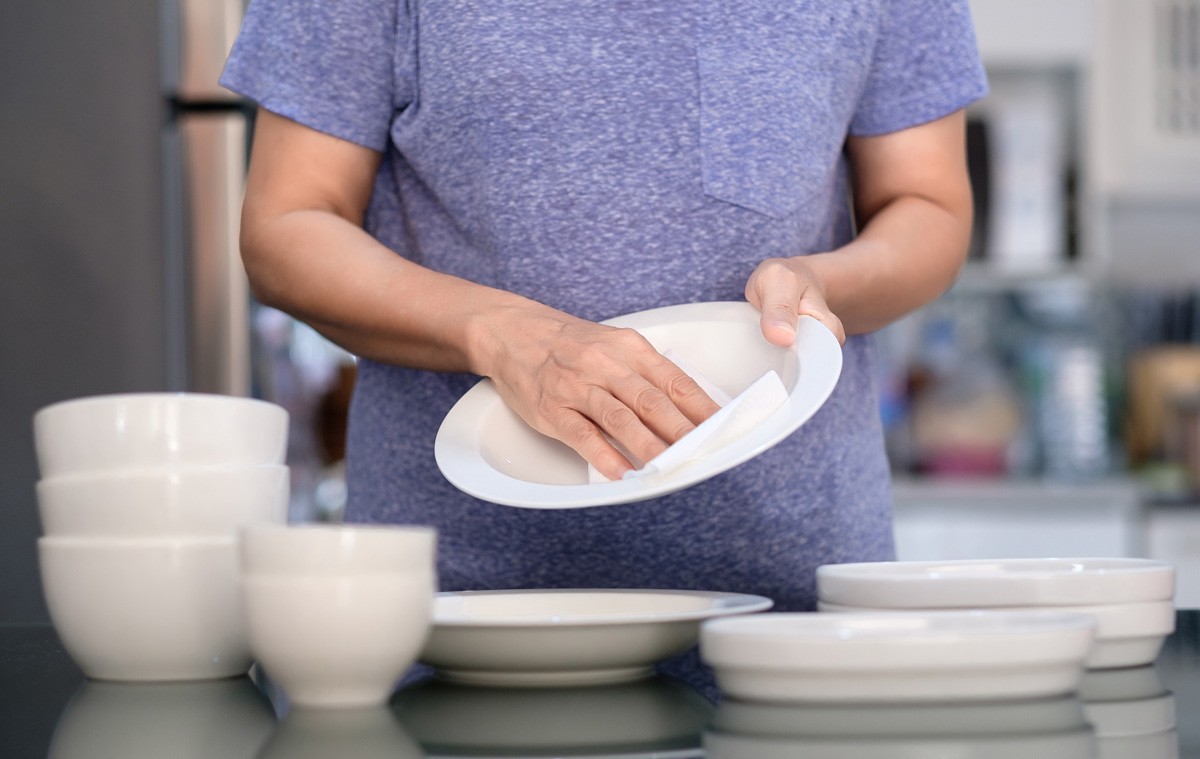 Χαρτί κουζίνας: 4 λάθος χρήσεις του που δεν πρέπει να κάνετε ξανά