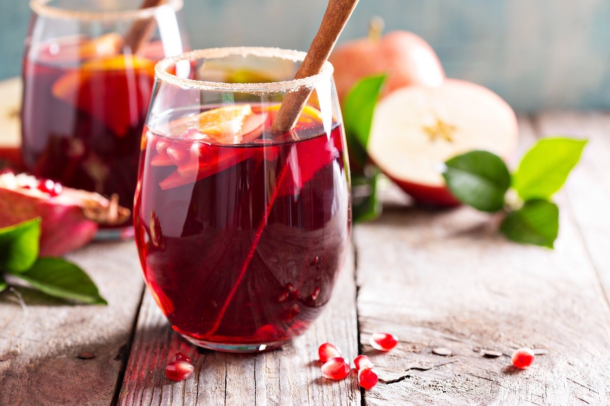 Fall and winter sangria