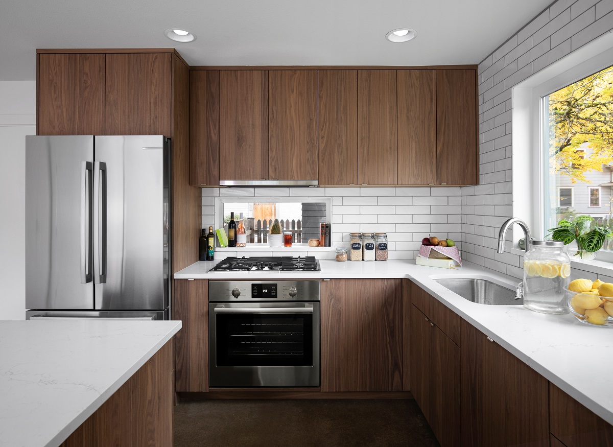 New,Designed,Modern,Kitchen,Fully,Styled,With,Stainless,Steel,Appliances.