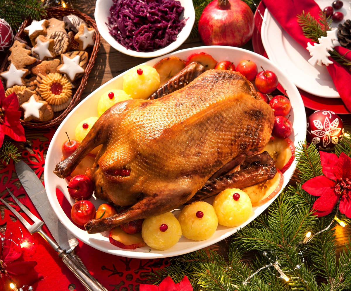 Christmas,Roast,Duck,Served,On,A,Festive,Table