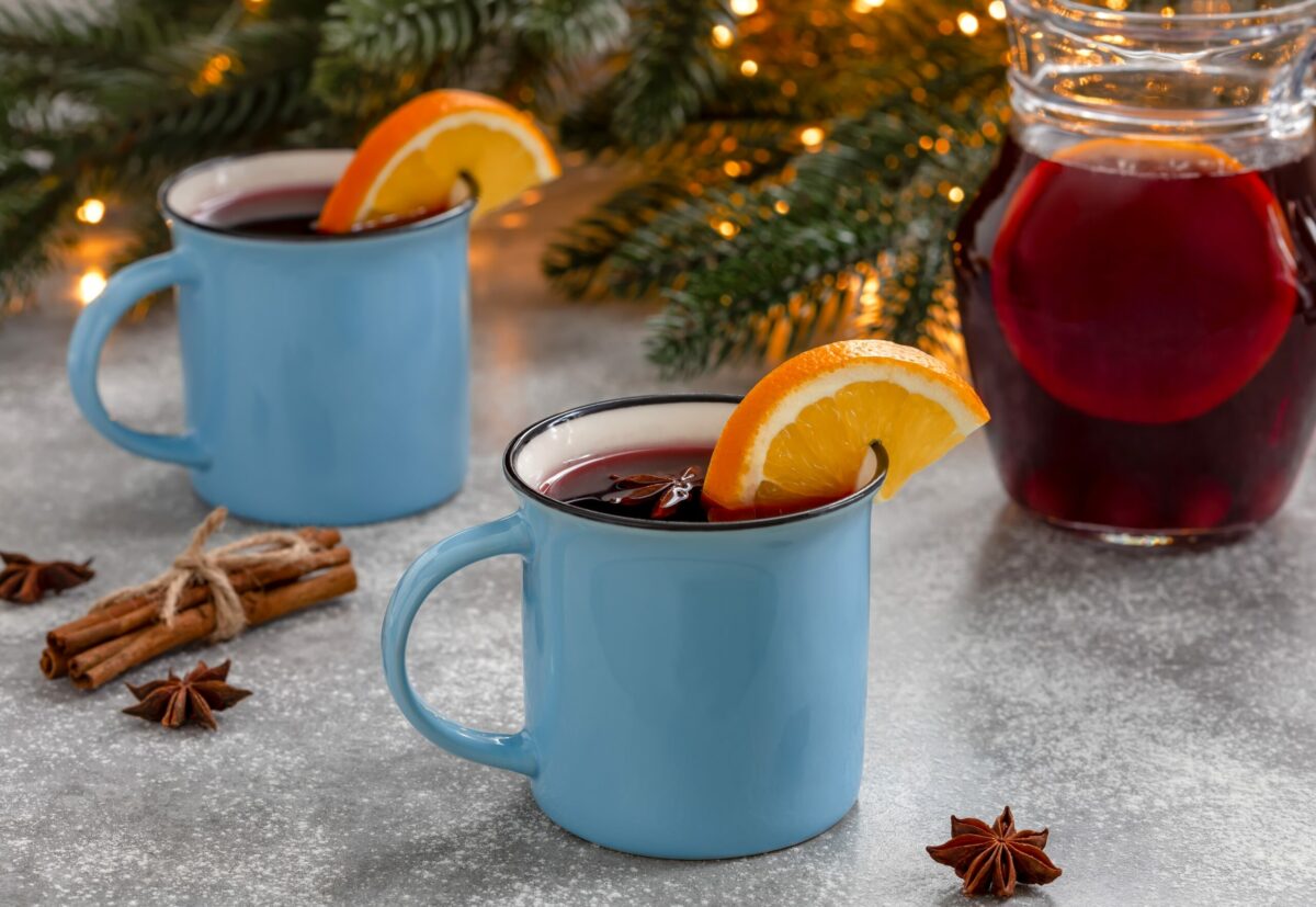 Two,Mugs,Of,Gluhwein,Or,Mulled,Red,Wine,With,Spices
