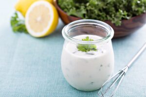 Homemade,Ranch,Dressing,In,A,Small,Jar,With,Herbs