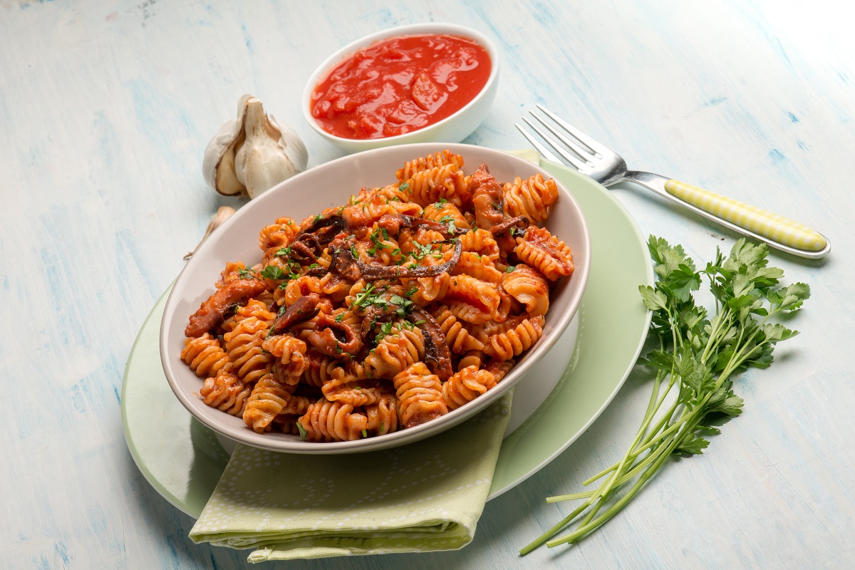 Pasta,With,Octopus,And,Tomato,Sauce