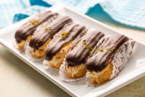 Traditional,French,Eclairs,With,Chocolate.