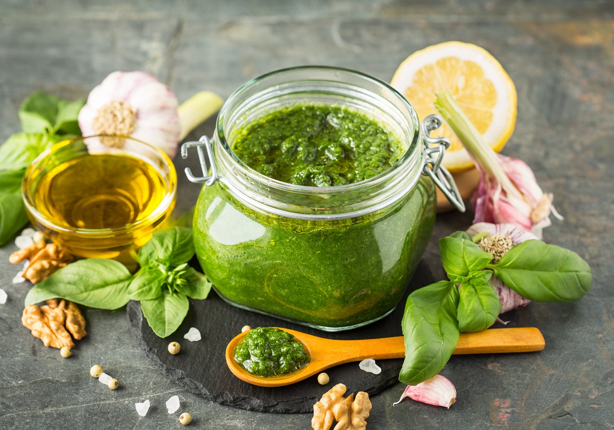 Fresh,Pesto,Sauce,And,Ingredients,In,The,Glass,Jar