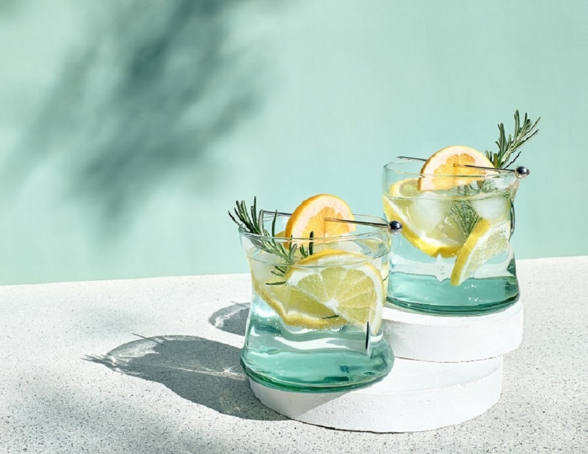 Summer,Refreshing,Lemonade,Drink,Or,Alcoholic,Cocktail,With,Ice,,Rosemary