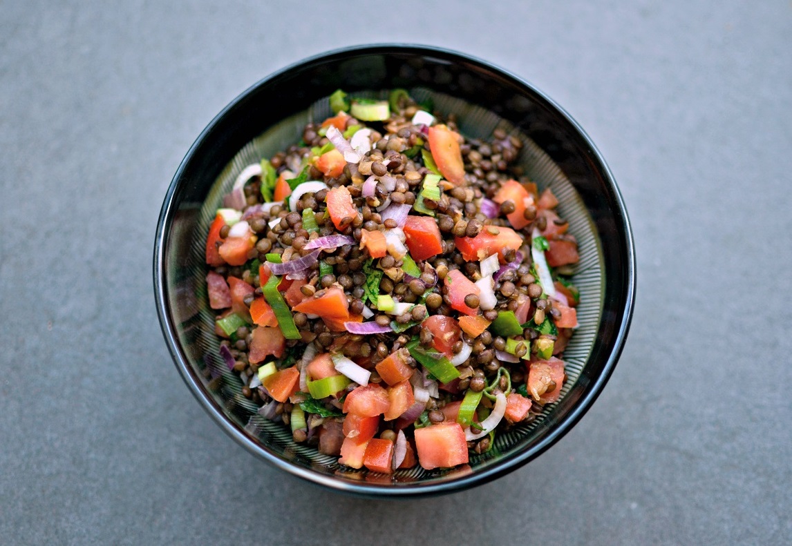 Green,Lentils,,Tomato,And,Onion,Salad,Bowl,,Top,View.