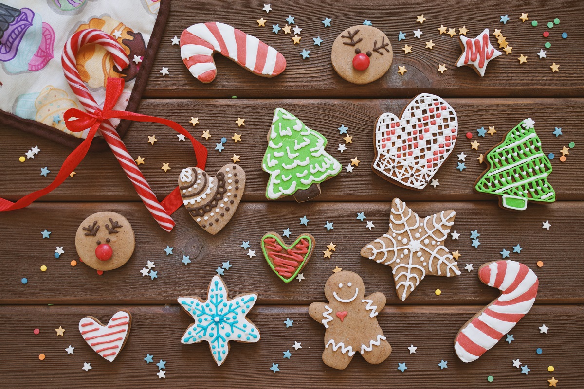 Christmas,Cookies,On,Wooden,Background